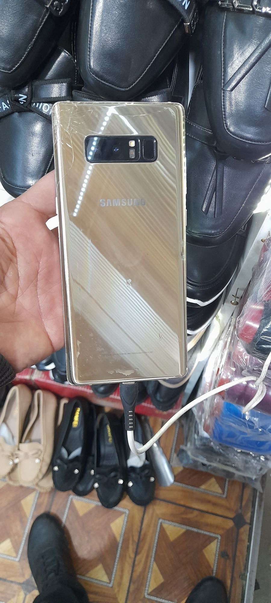 Samsung not 8          .