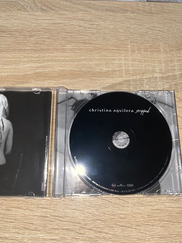 Cd original Christina Aguilera stripped