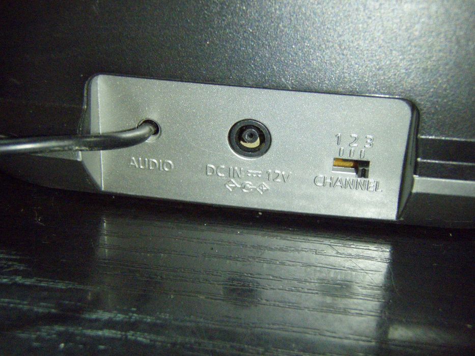 Casti wireless fara fir cu surround Panasonic RP-WF950