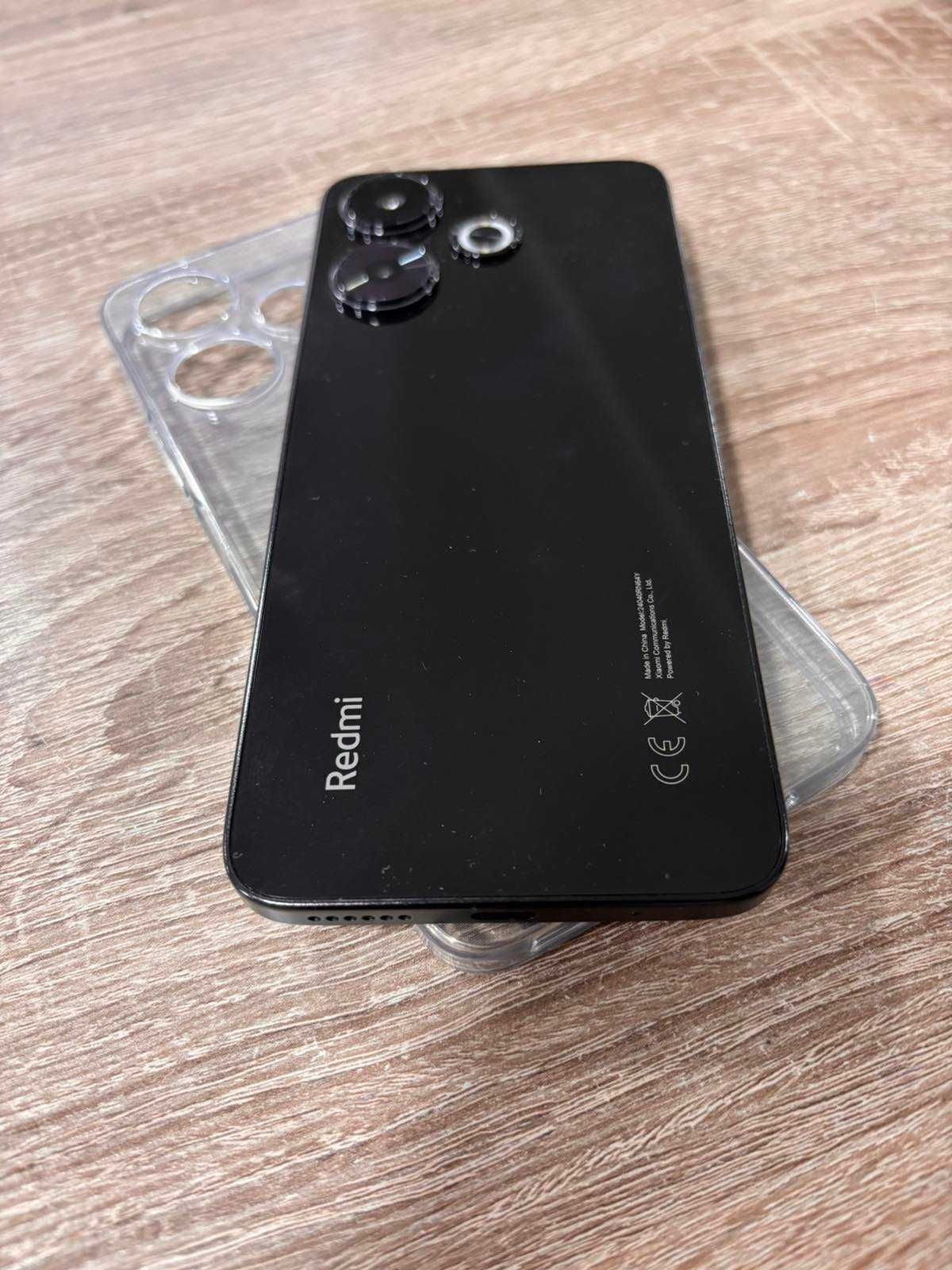 Продавам Мобилен Телефон Redmi 13