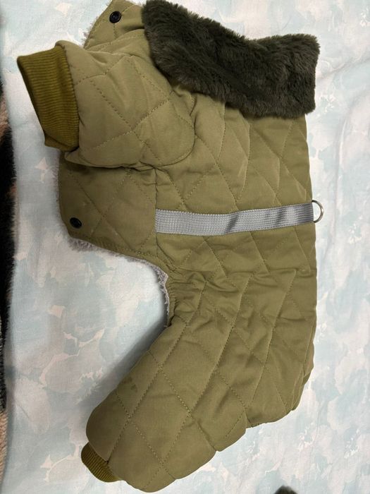 Пуховик зимний тёплый классный