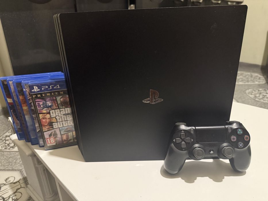 Playstation 4 pro + controller + jocuri