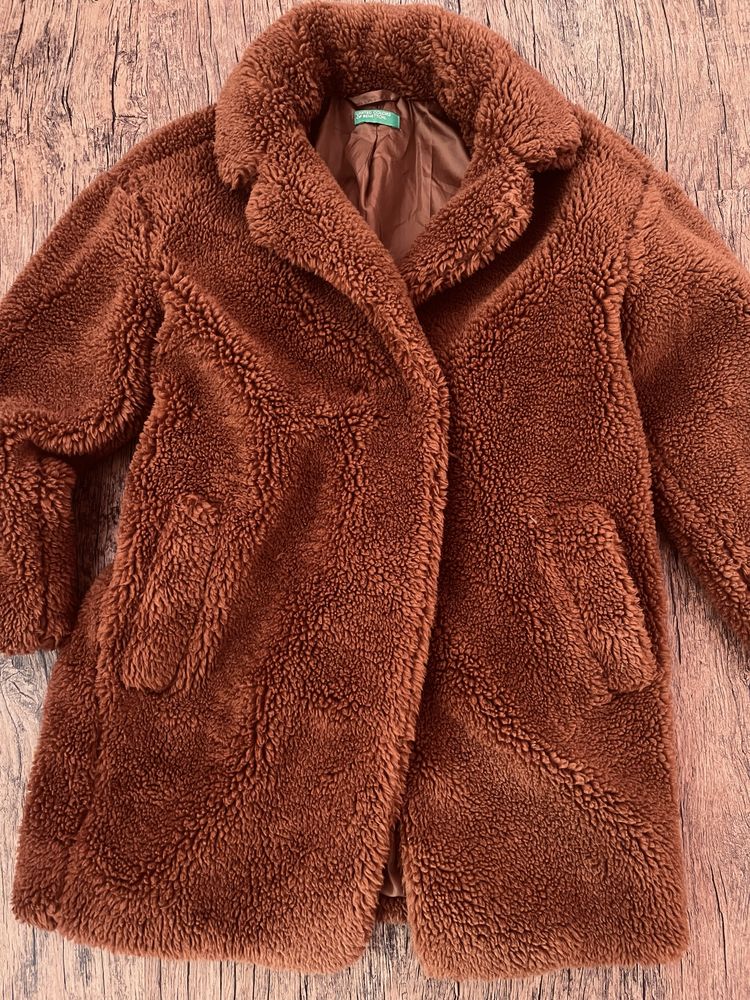 Детско палто benetton 8-9 години