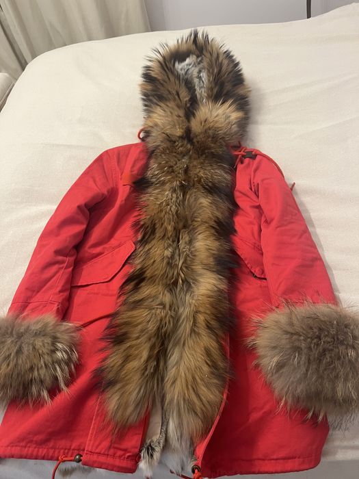 Geaca haina rosie blana naturala