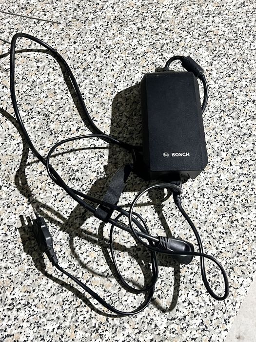 incarcator ebike bosch