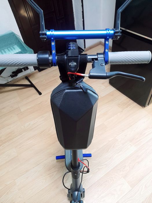 Vând scuter electric Xsomy pro