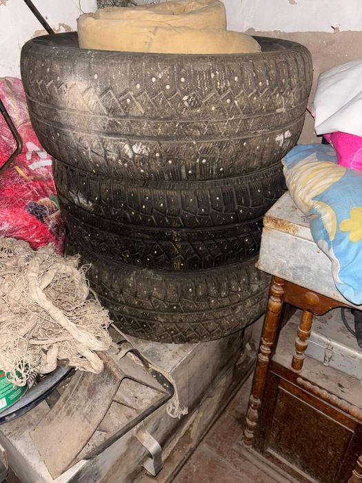 Зимния резина б/у R17 225/55