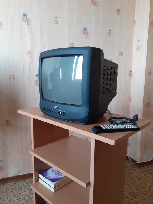 телевизор jvc 14 инча
