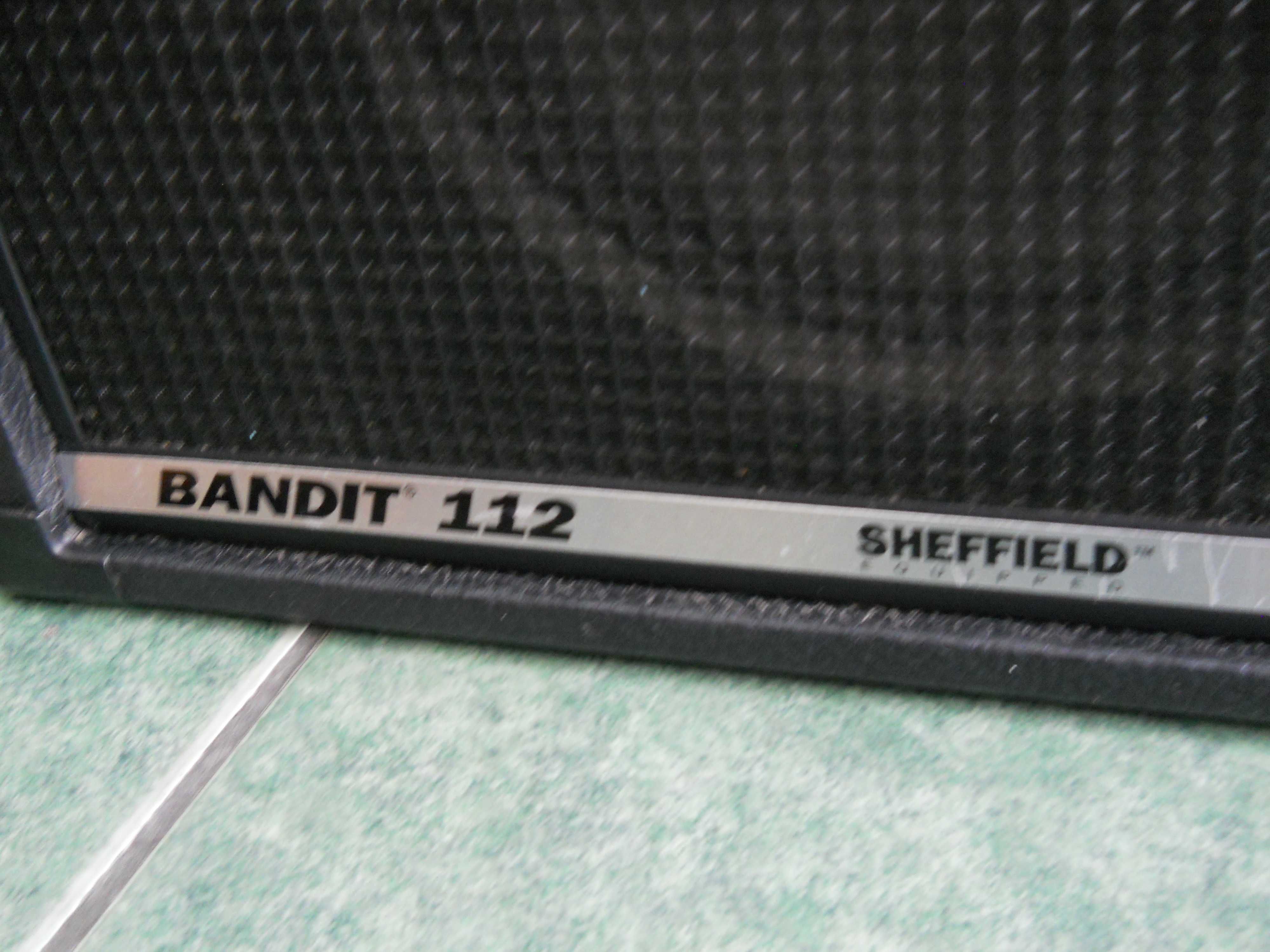 Set chitara electrica Fender SQ+amp. PeaveyBandit Sheffield