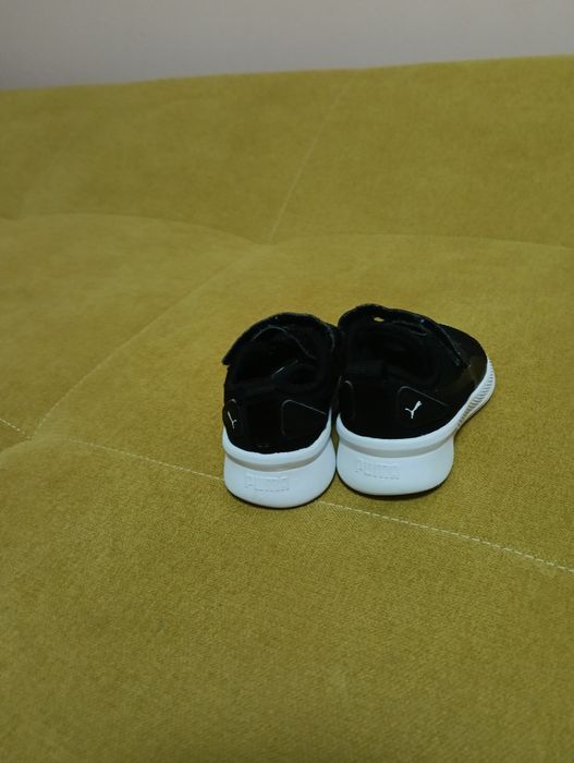 Adidași Puma mărimea 19