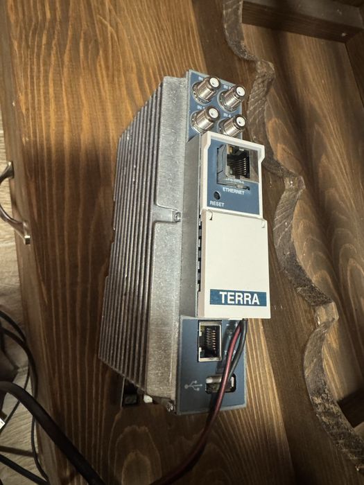 Сателитен тунер и стриймър DVB-S/S2 TERRA