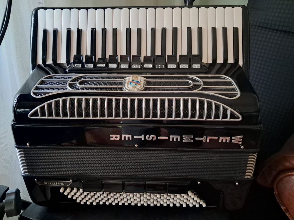Acordeon Weltmeister Supita