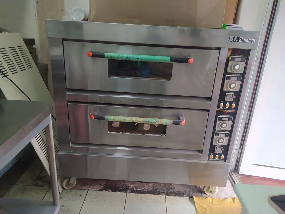 Pitsa somsa uchun pech sotiladi