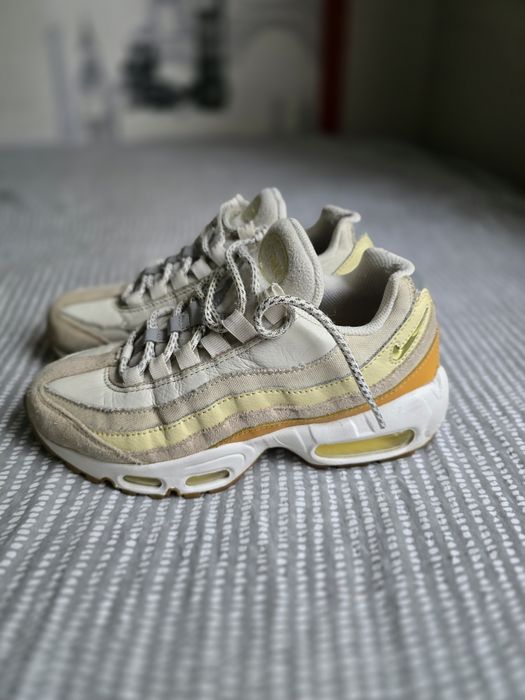 Nike Airmax 95 Coconut Milk / EUR 36 (22.5cm)