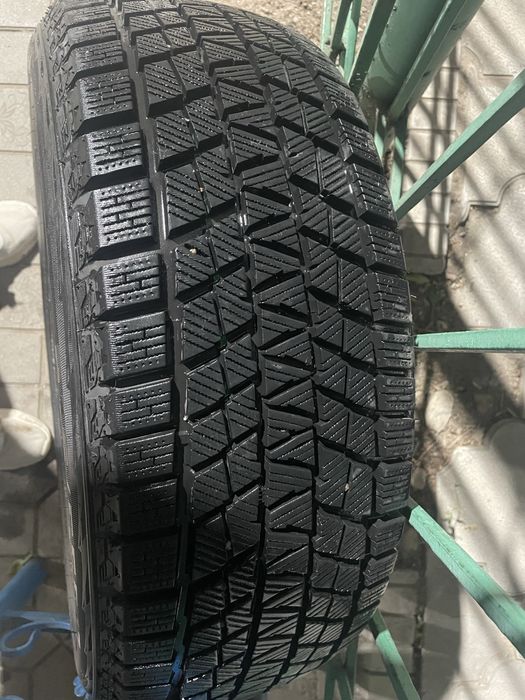 Продам зимнюю резину