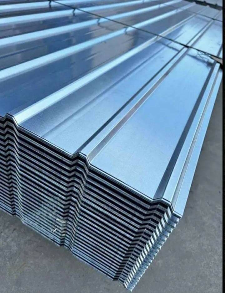 tabla cutata zincata si vopsita