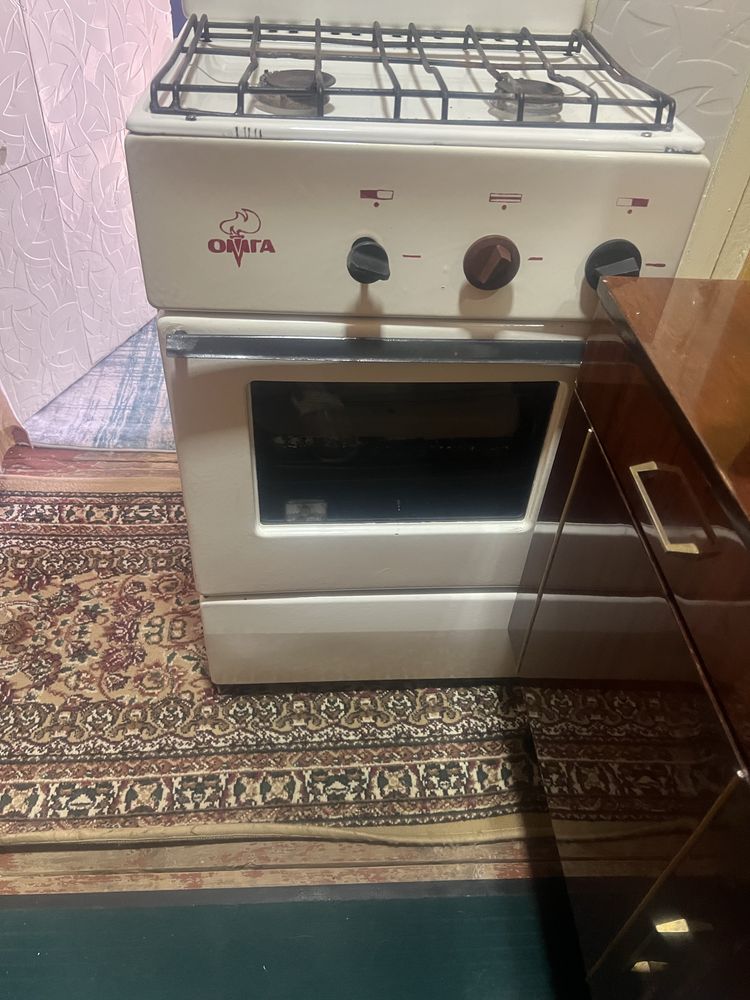 Продам Газовую плитк