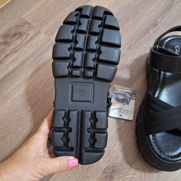 Нови сандали Paolo botticelli