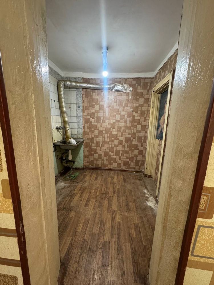 2/2/4. Ттз-1   быший пост ГАИ , магазин Теген . Балк 2#6 . 52 кв.м