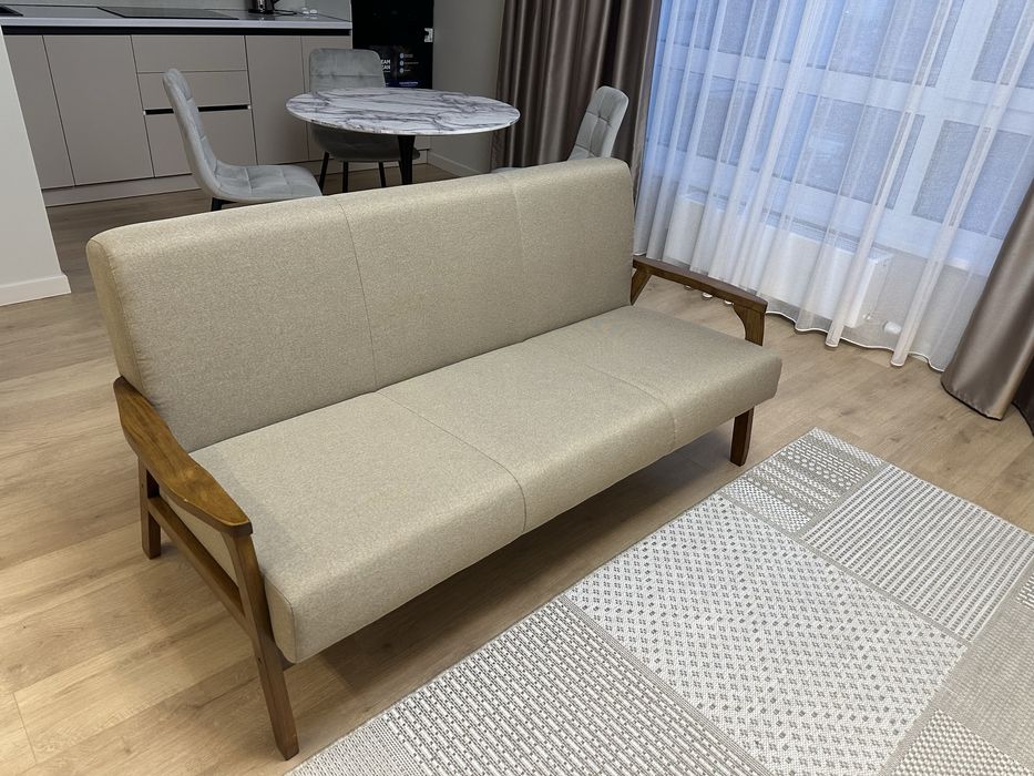 Продаю новый диван.