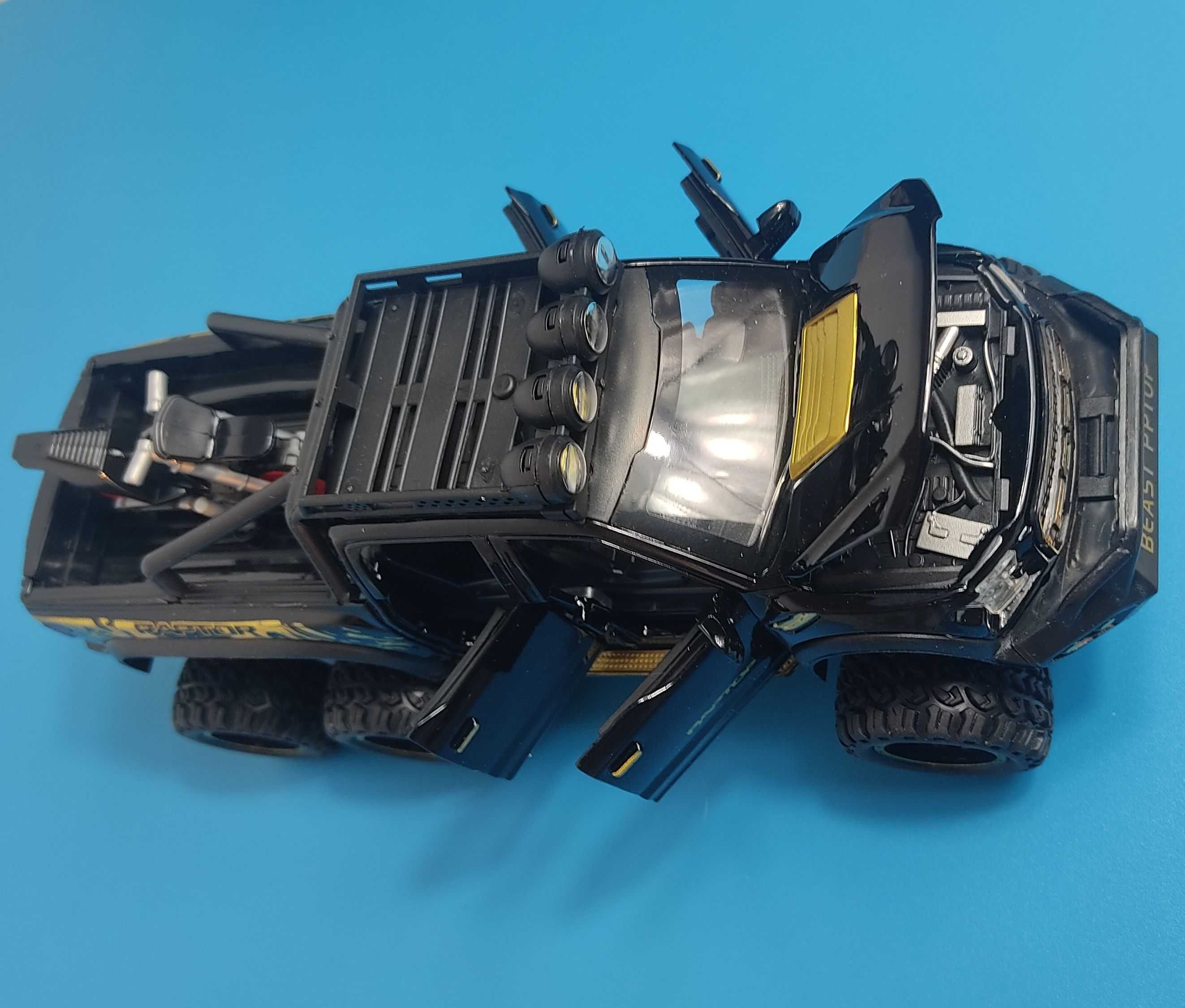 Метална кола макет 1:24 на Ford Raptor играчка подарък за момче