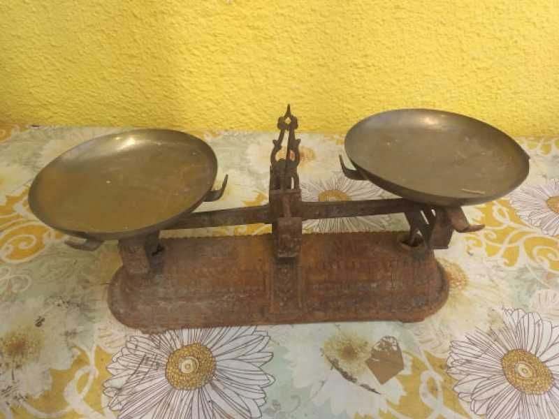 Cantar din fonta cu talere din alama