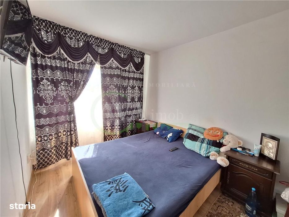 Apartament 2 camere decomandat, zona Central-Bacau