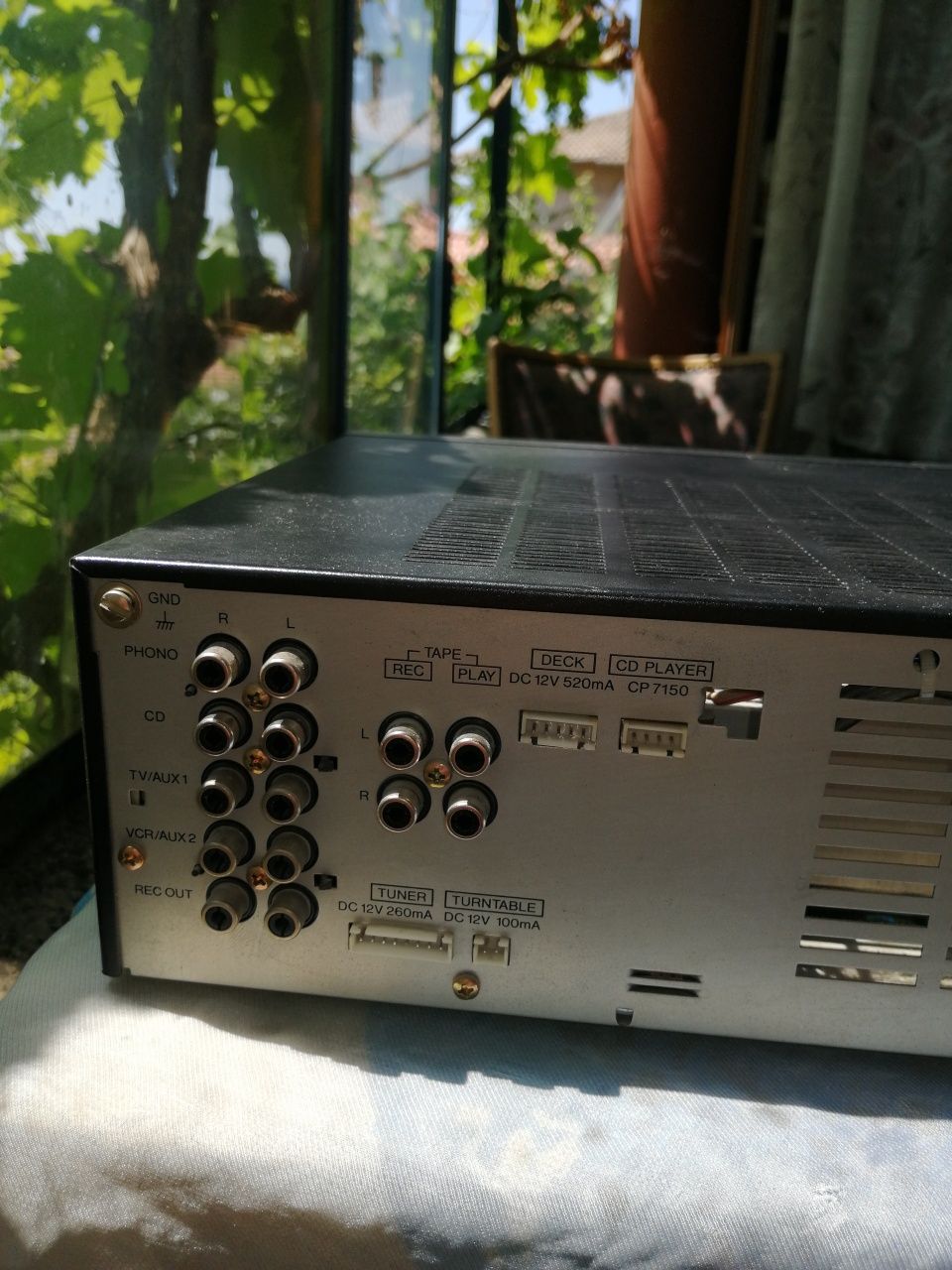 Продавам усилвател SANYO JA 7110.