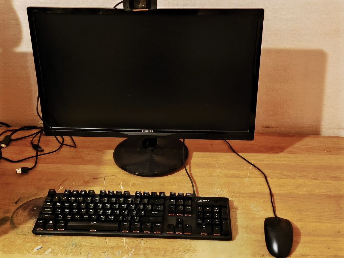 Продам ПК срочно - r7 2700/GTX 1650/16gb ОЗУ