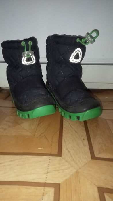 Детская обувь ,внутри натуралка