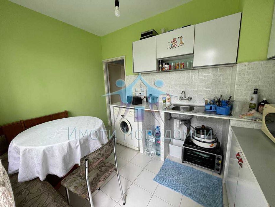 Продава се Тристаен апартамент в Шумен, Пазара - 80 кв.м за 1180 €/кв.м - Снимка #1