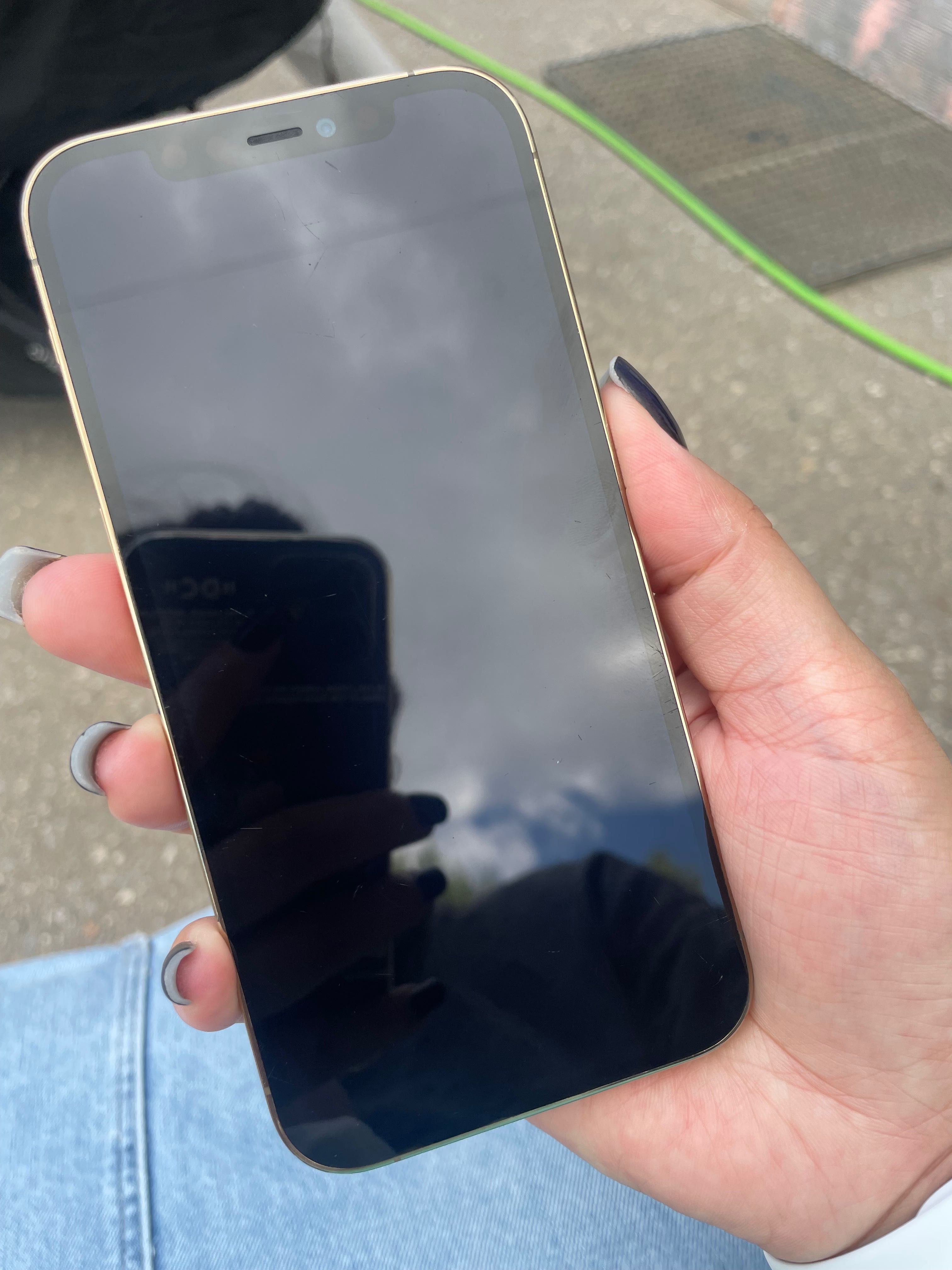 Продам Iphone 12 pro 128 gb