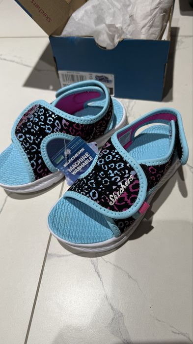 Новые сандали Skechers