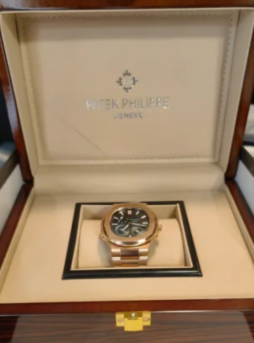 Patek Philippe 5712r-001