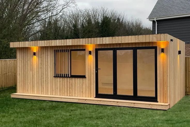 Case modulare de diferite modele si dimensiuni, din structura metalica