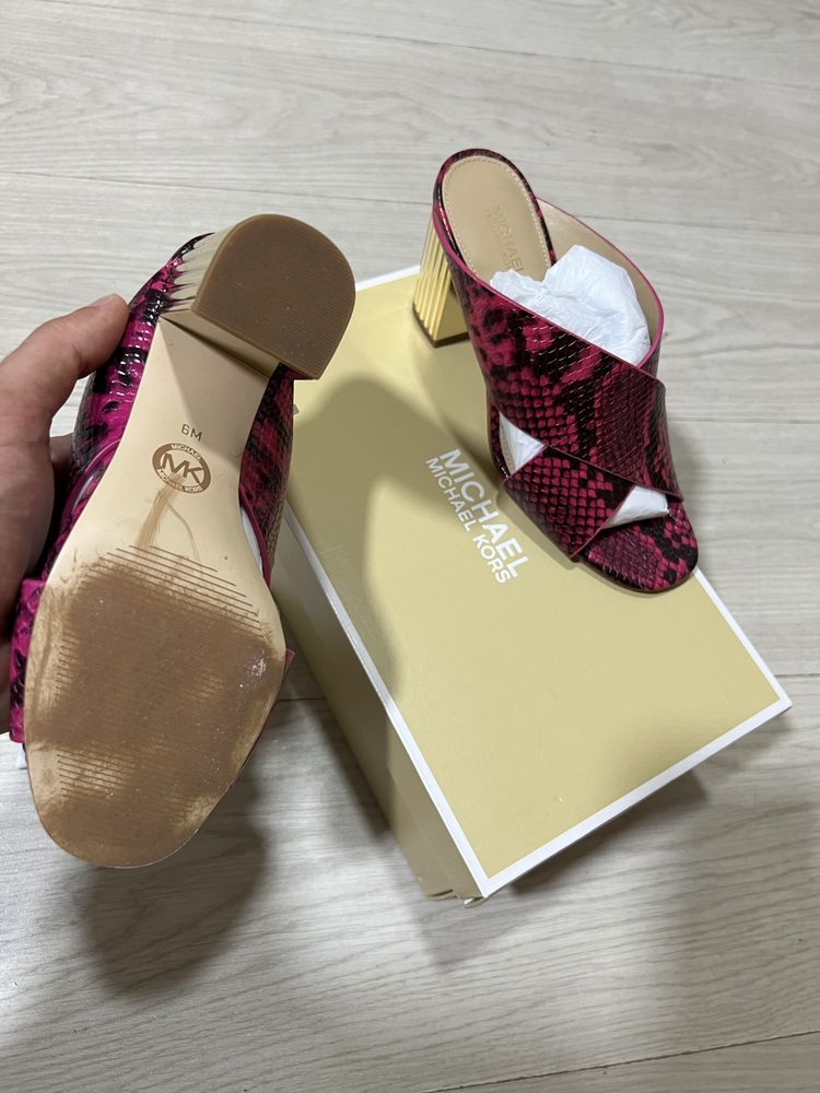 Papuci Michael Kors