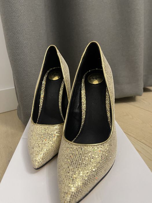 Pantofi aurii Buffalo