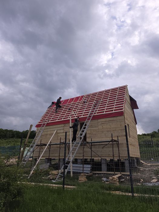 Case si cabane – case timber-frame, pergole, acoperișuri