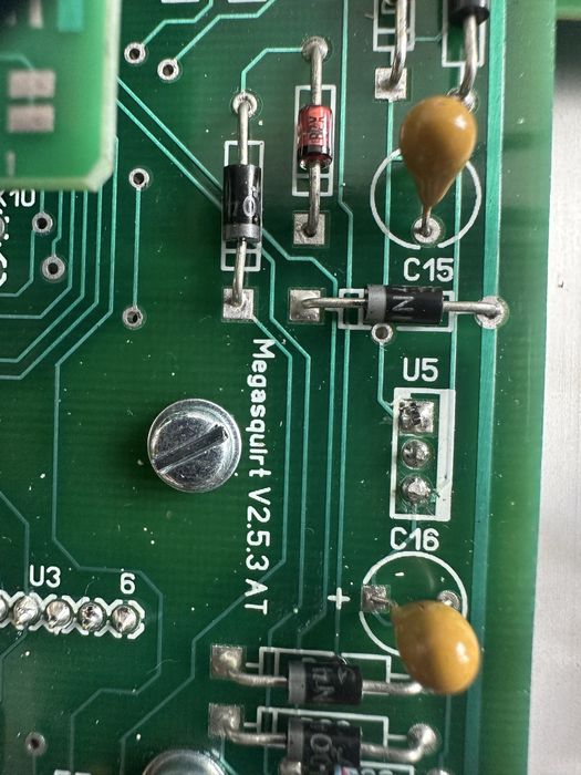 Продавам Мега 2 екстра (Megasquirt V2.5.3) за 4 и 8 цил.