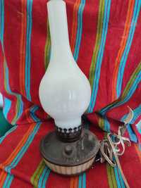 Старинна битова лампа на ток