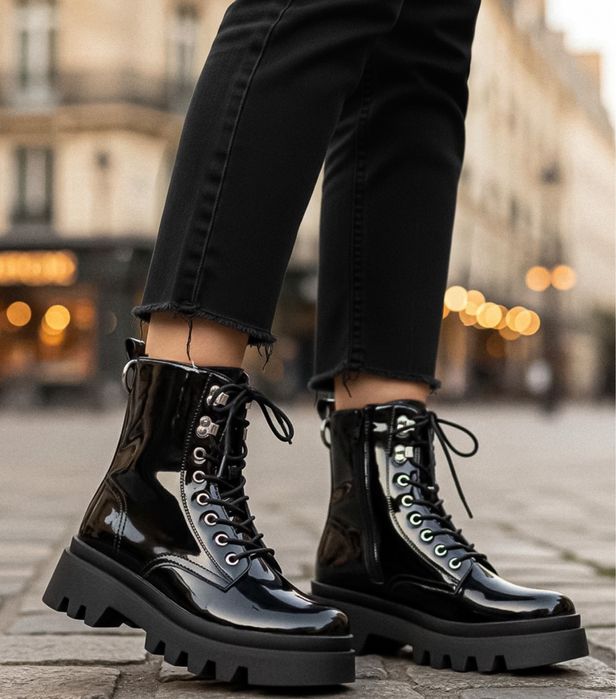 Дамски боти лак