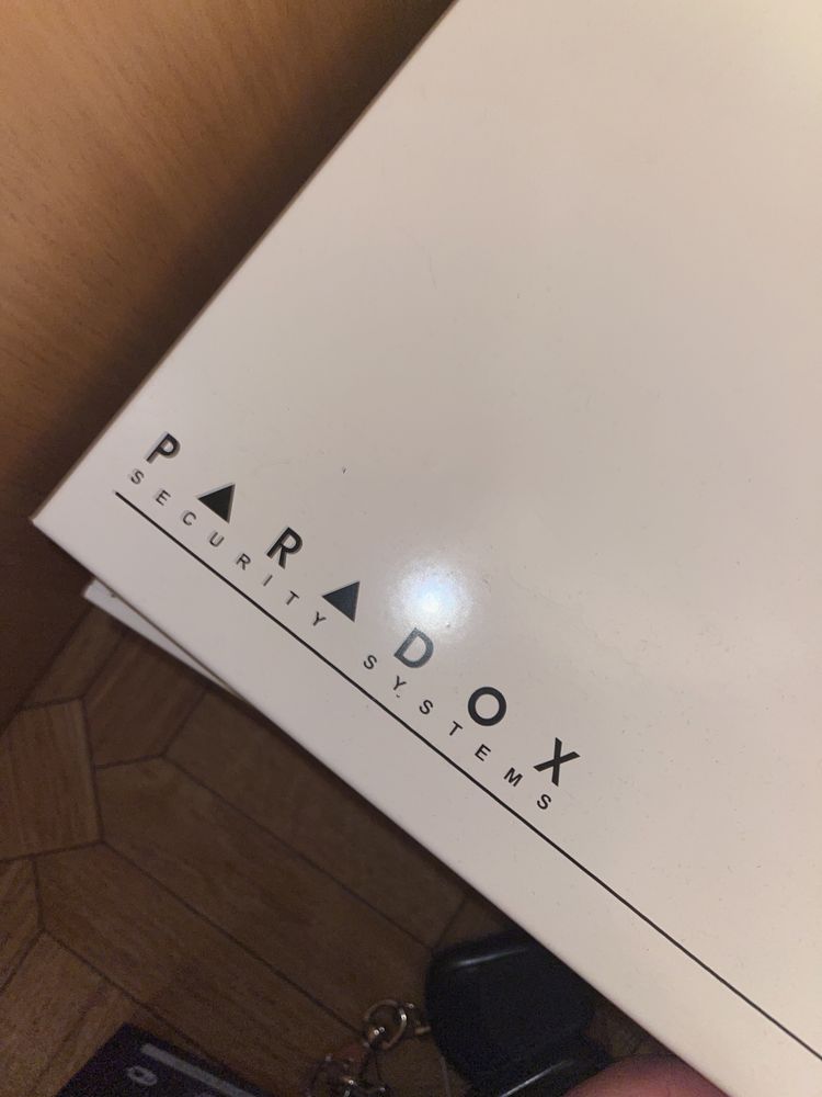Охранная система PARADOX