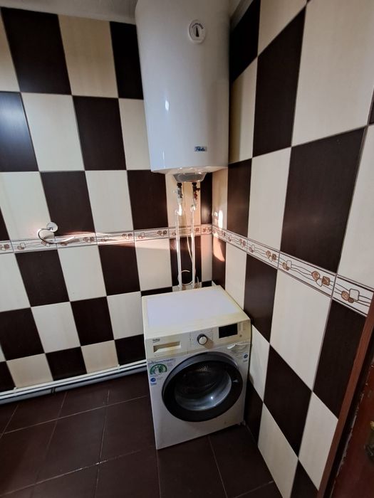 Inchiriez casa in parc dumbrava