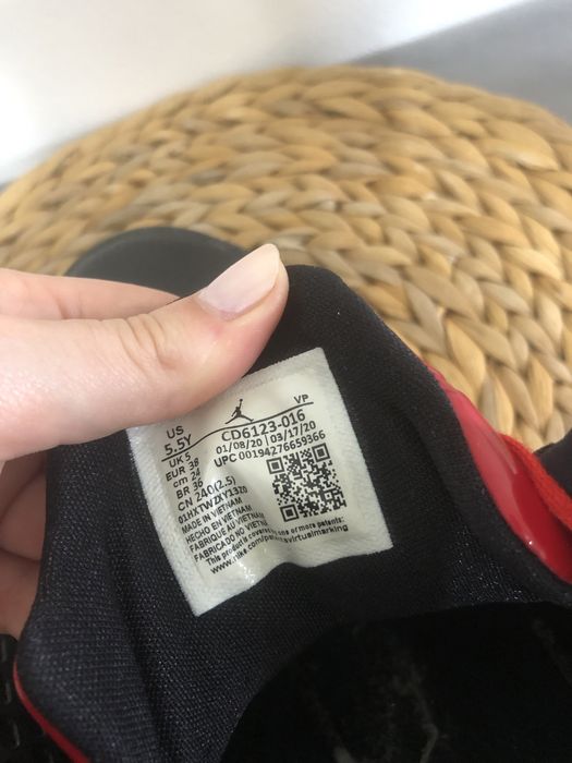 adidasi nike jordan maxin 200