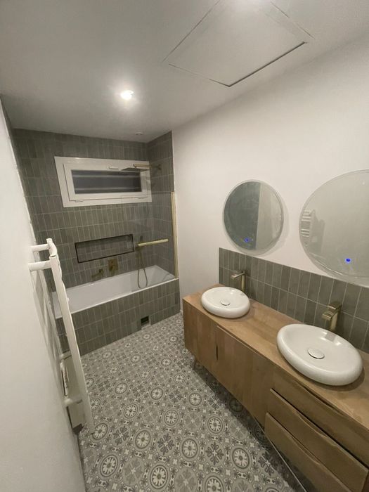 Constructii case/ Renovari interioare/ Zugraveala / Finisaje