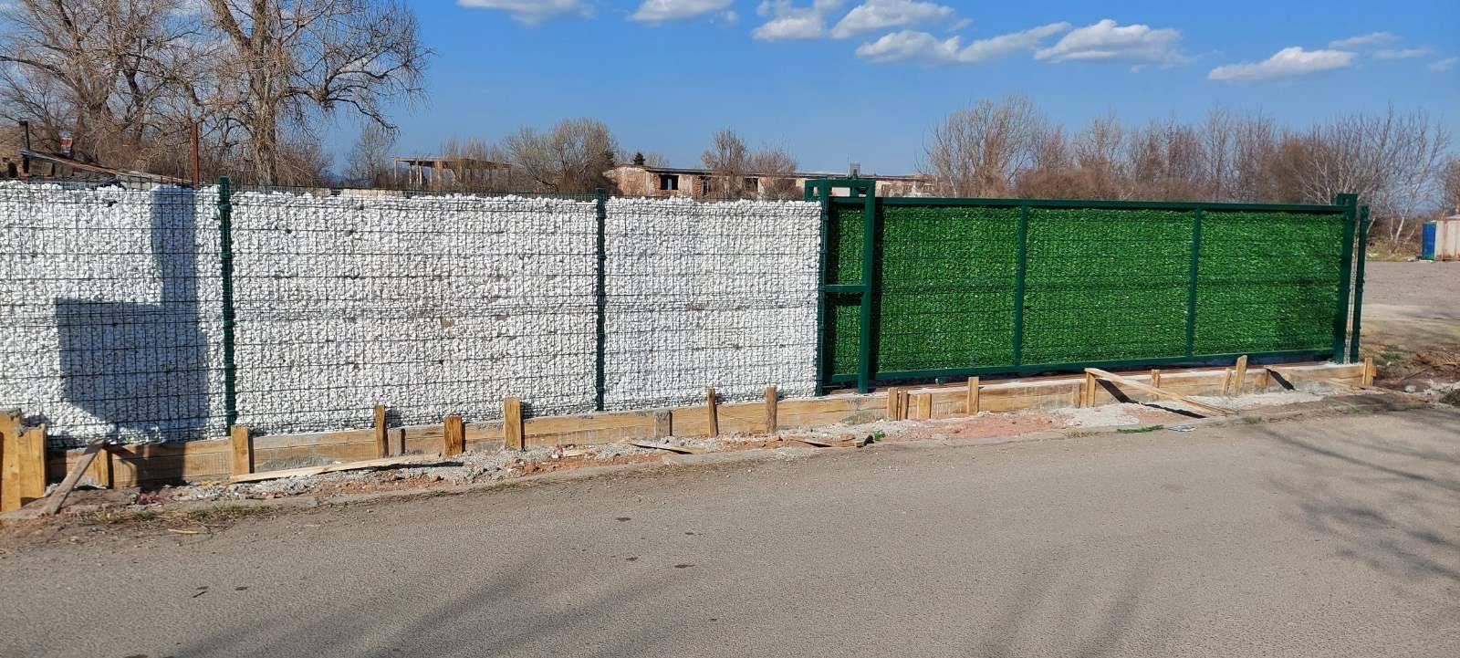 Оградни пана, колове, декоративна мрежа, вратички