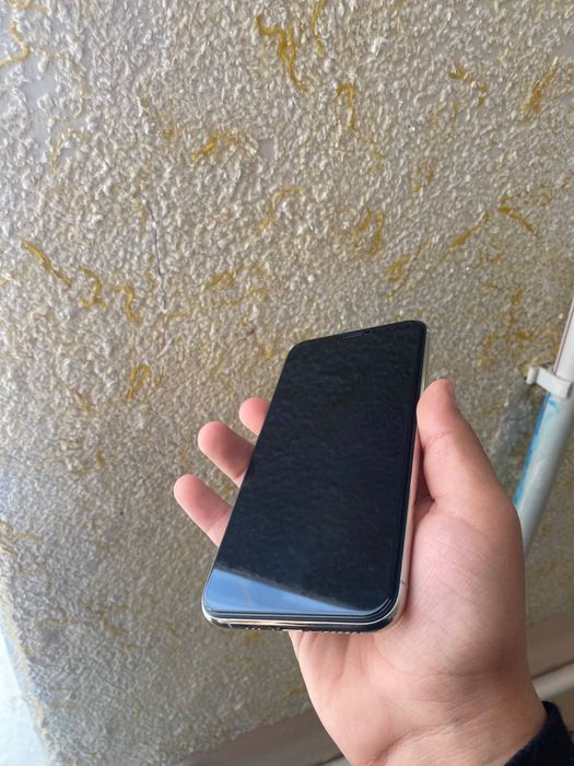 iPhone 11 pro xolati ideal