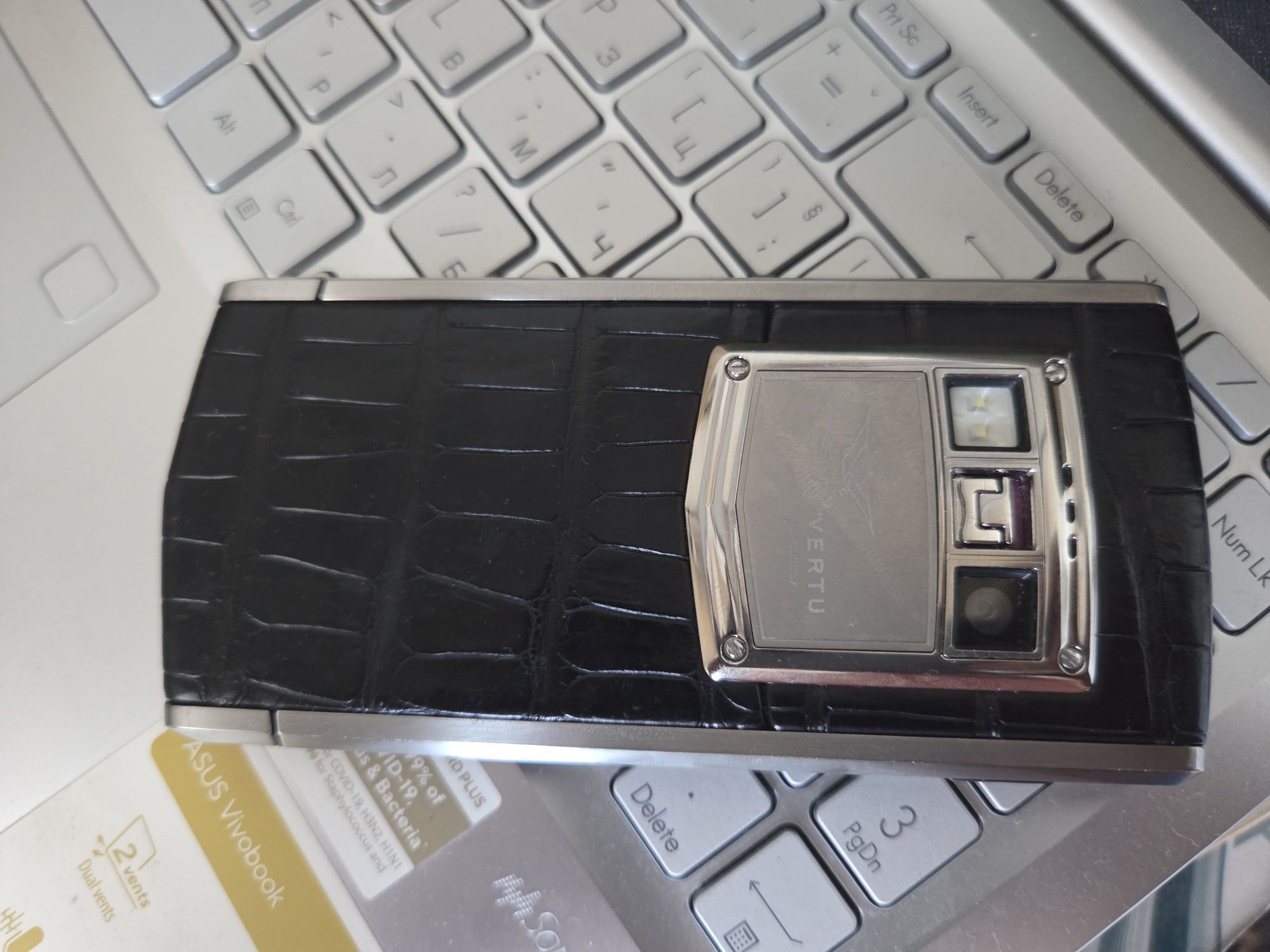 Vertu TI Touch Black Alligator 64GB