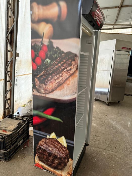 Frigider pentru bauturi