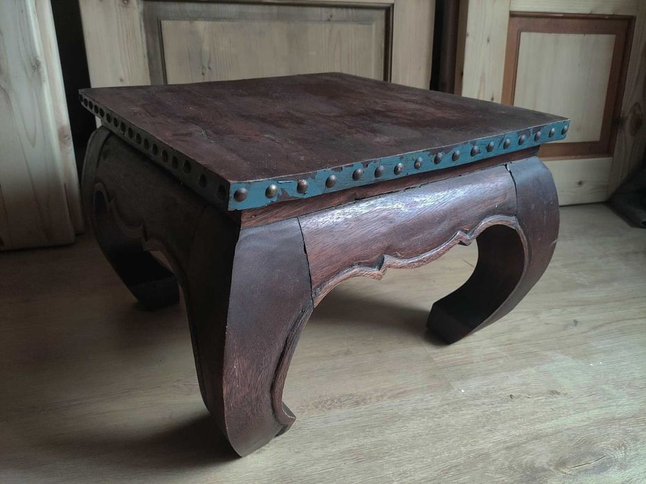 Masuta lemn masiv - foarte grea, oriental